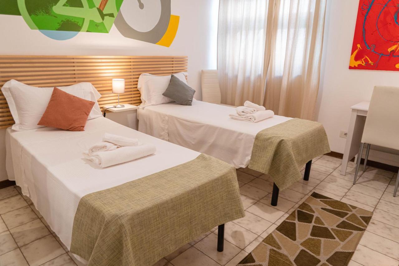 Bed & Bike Ferrara Bed and Breakfast Εξωτερικό φωτογραφία